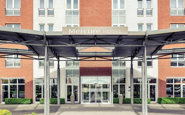Mercure Hotel Kamen Unna вид на фасад