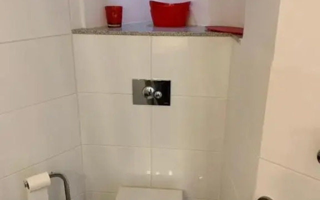AwayDays - 802 - Incredible 1-Bed Apartment with Magical Views