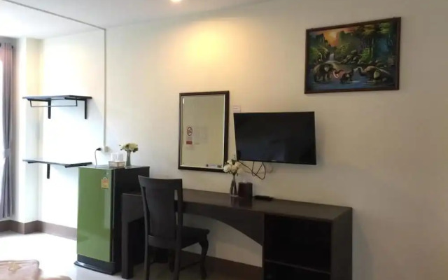 Amonruk Hotel 2