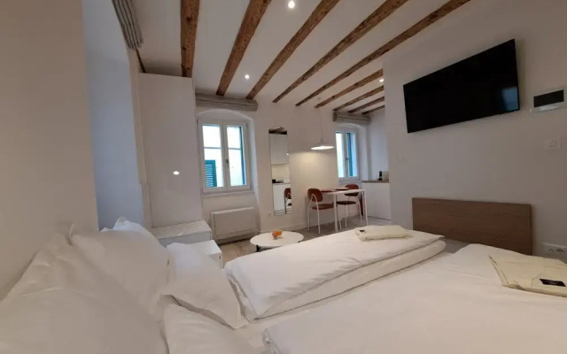 House Olenta