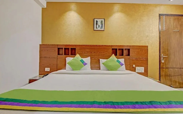 Treebo Trend Hotel Le Grand