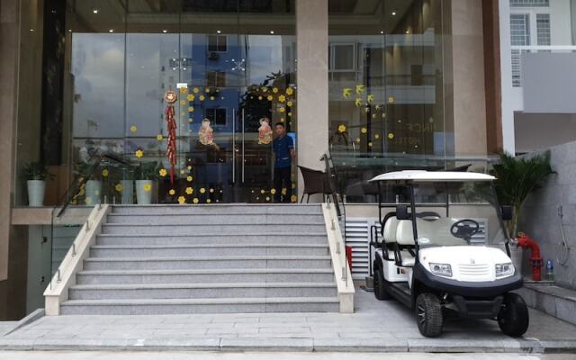 DTX Hotel Nha Trang вид на фасад