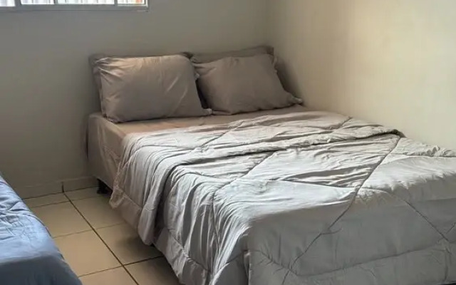 Casa com piscina espaçosa