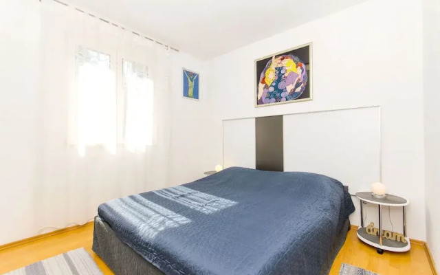 Apartment Lada