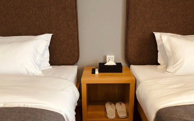 Jek International Hotel Sunac Land
