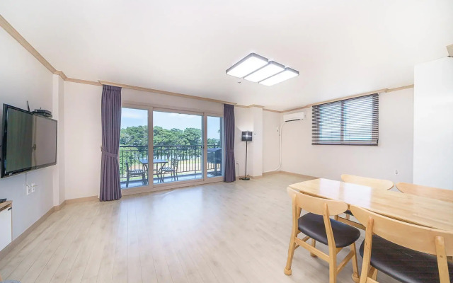Namhae Byeoldamda Pension