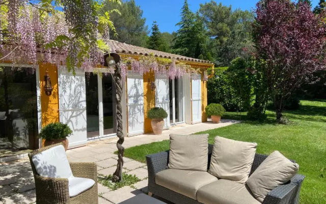 Villa De Miha