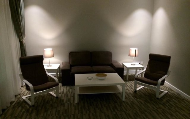 Loren Suites Corniche in Jeddah, Saudi Arabia from 114$, photos, reviews - zenhotels.com guestroom