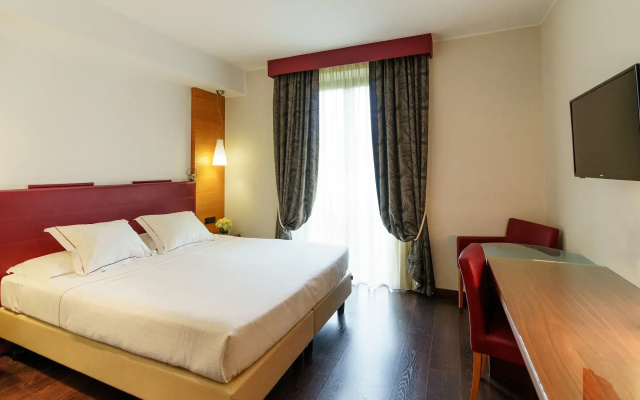 Red's Redaelli Hotel