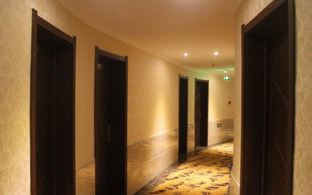 Zhangye Liangmao Hotel