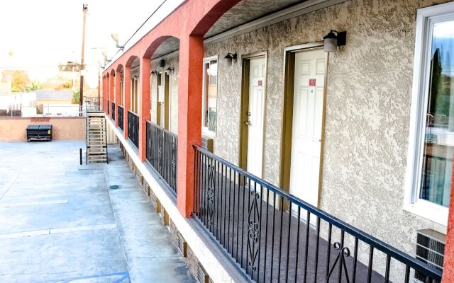 Отель Parlour Motel США, Лос-Анджелес - отзывы, цены и фото номеров - забронировать отель Parlour Motel онлайн вид на фасад