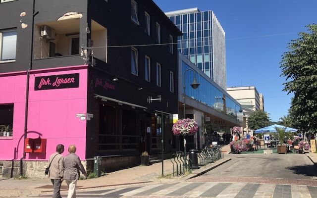 Отель Kvadraturen Apartments Social Норвегия, Кристиансанд - отзывы, цены и фото номеров - забронировать отель Kvadraturen Apartments Social онлайн вид на фасад