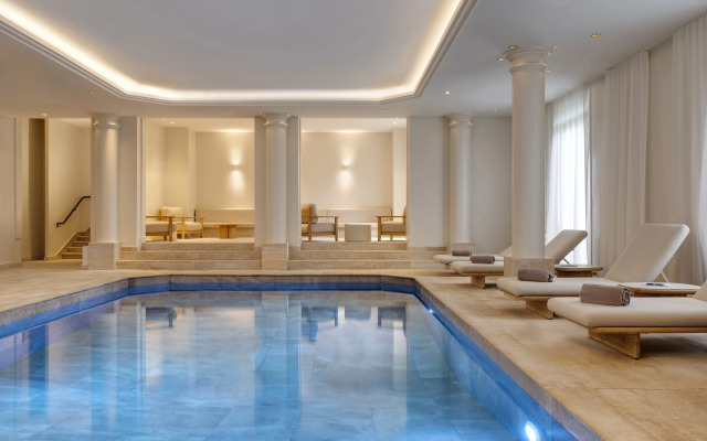 InterContinental Chantilly Chateau Mont Royal by IHG