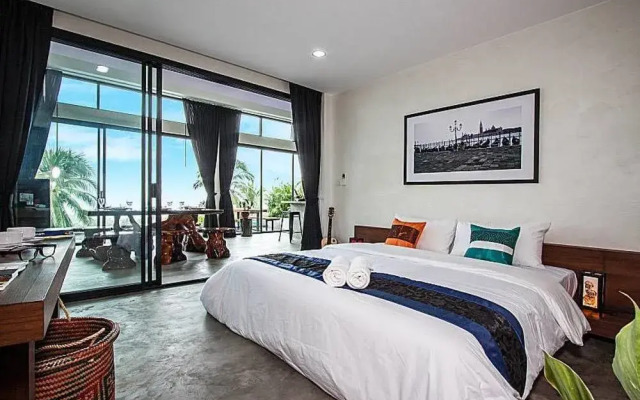 Paritta Sky Villa A 2 villas with 3 beds each