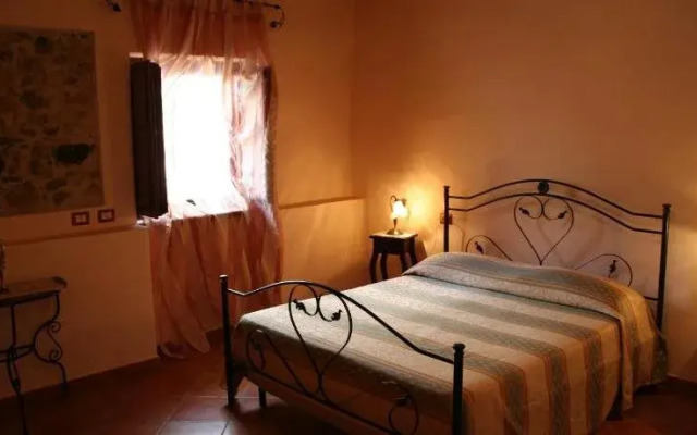Antica Dimora Del Sole Country House B&B