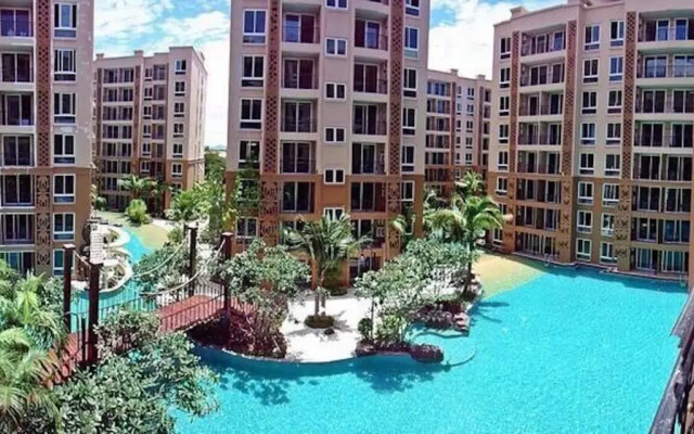Atlantis condo resort pattaya by Jing
