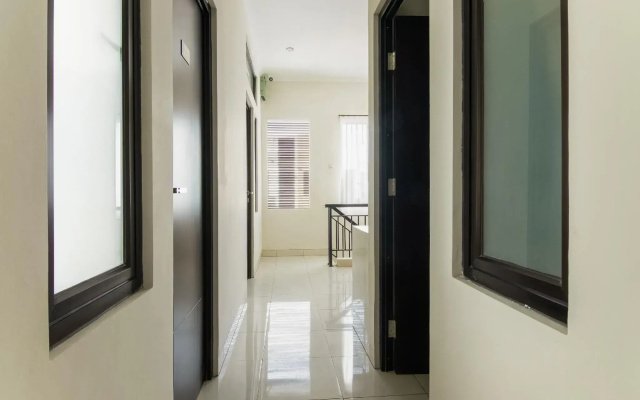 Columbus Residence J1 by OYO Rooms