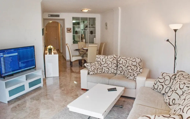 2BR Apartment in Calahonda Near the Beach Ref 91