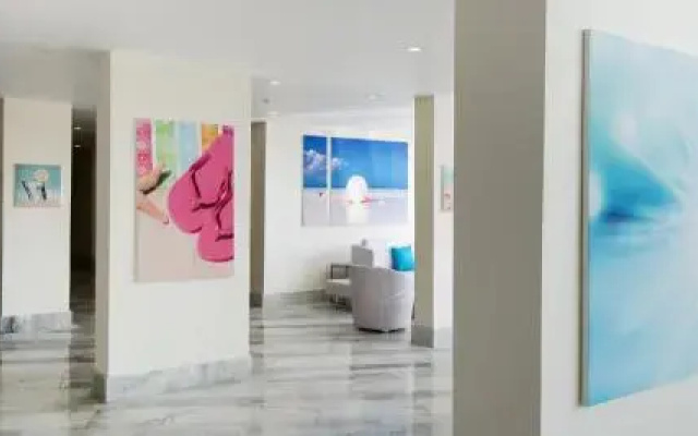 Tivoli Dome Marina Hotel