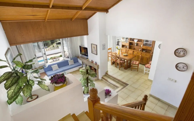 Villa Nuri