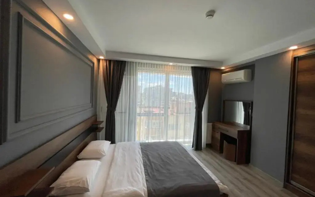 On4 Rooms & Suites