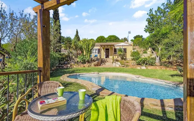 Villa Irene in Mexilhoeira Grande