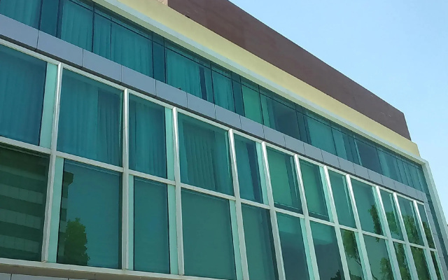 Hotel Charan Plaza