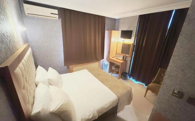 Lounge Boutique Hotel