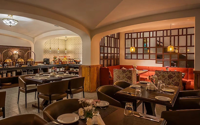 Udaan Hotel Pine Crest