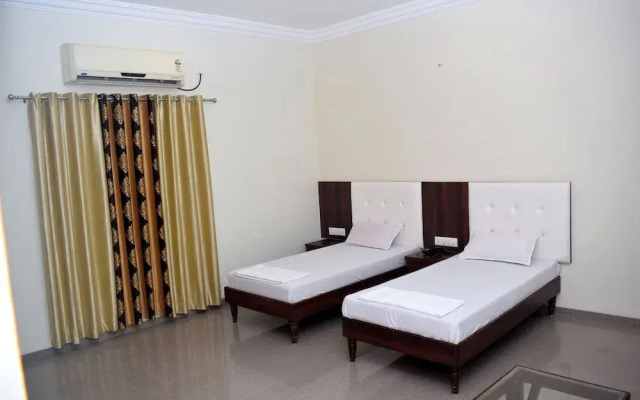 Hotel Sai Grand