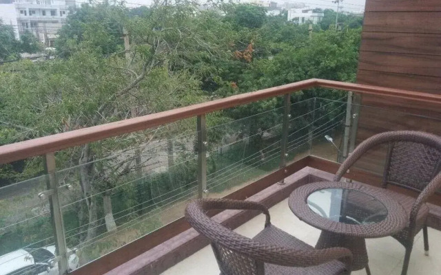 Royal Residence City Center