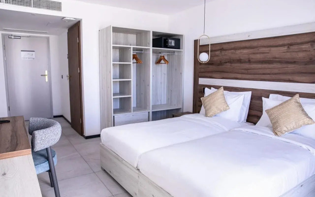 Отель CA Sand Dune Hotel