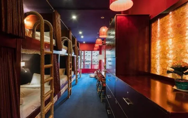 The Red House - Hostel