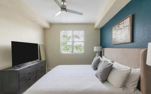 Landing Furnished Apartments at Miramar Town Center