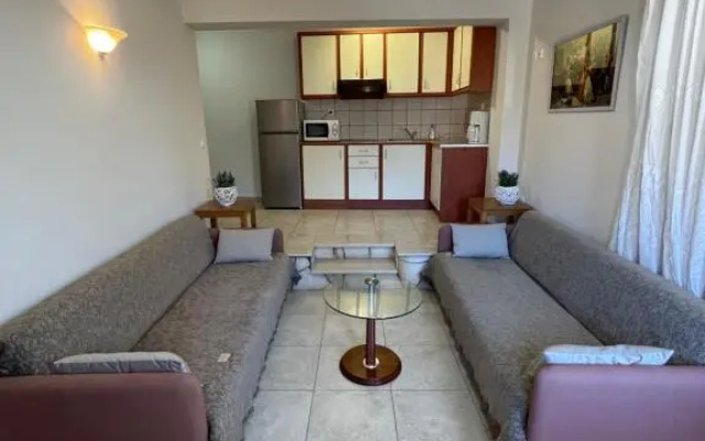 Lola Apartments