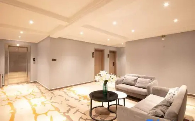 Jin Yue Movie Hotel