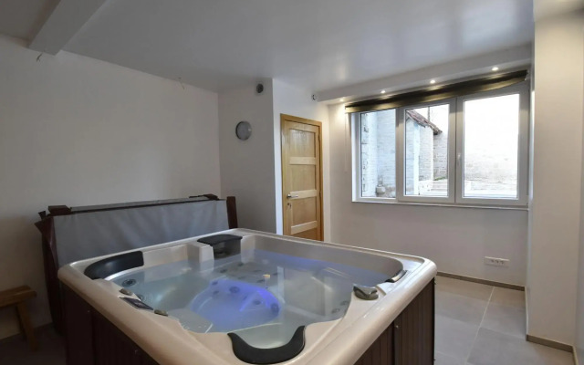 Villa With Spa & Pool