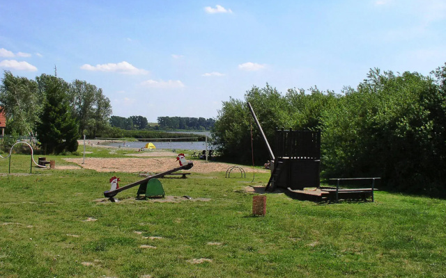 Apartment on Lake Kummerow, Sommersdorf