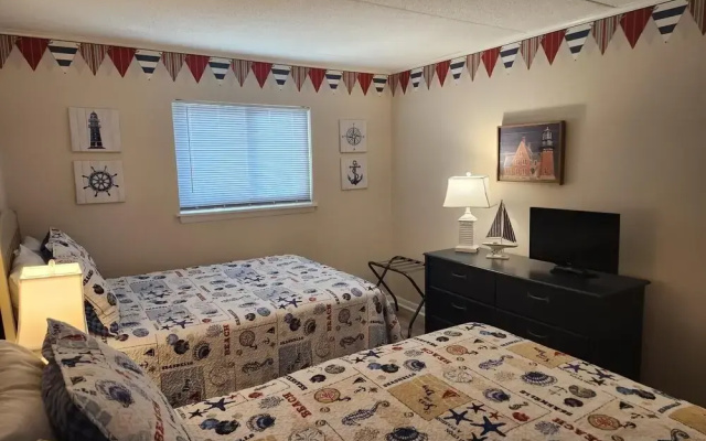 Thunder Island 114c 2 Bedroom Condo by RedAwning