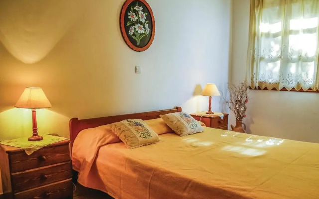 Awesome Home in Agios Vasilios With Wifi and 5 Bedrooms