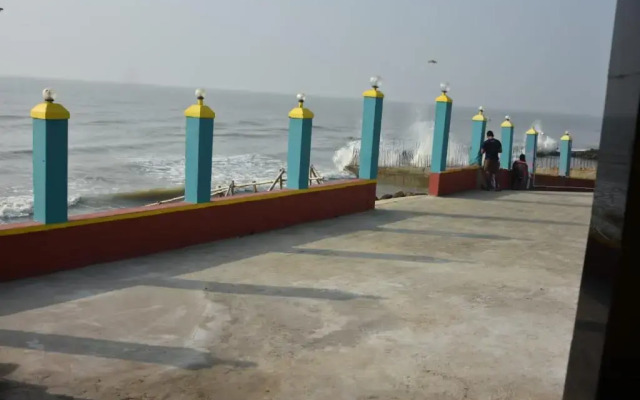 The Golden Beach Resort