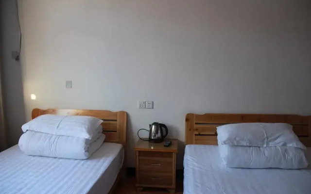 Zhaji Baolian Inn