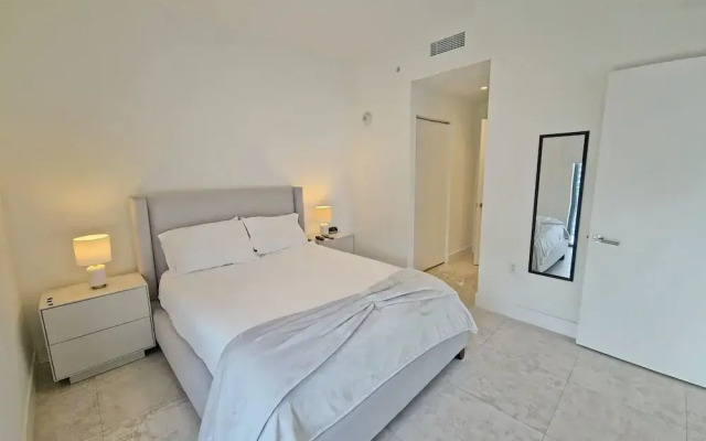 Smart Brickell Condos Free Parking by Cielo Stays