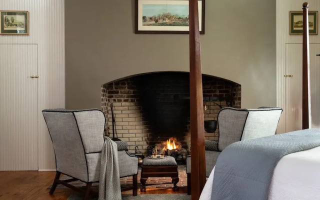 Inn at Woodhaven