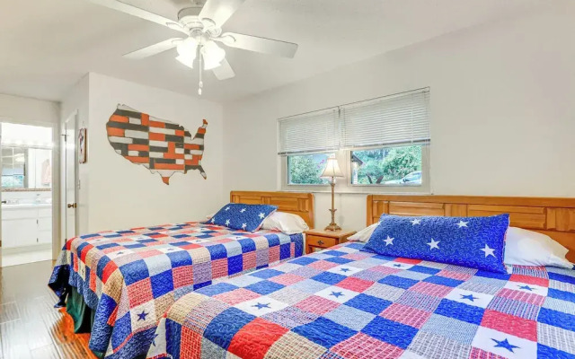 Lakefront Frostproof Vacation Rental w/ Beach!