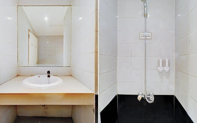 OYO Flagship 90658 Hotel Asteria