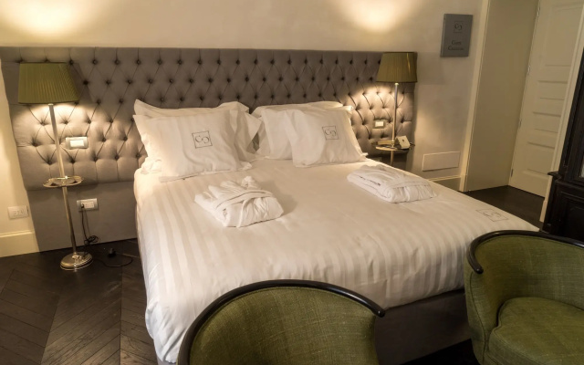Corte Calzaiuoli Elegant Suites