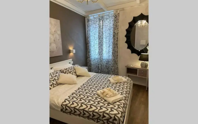 DOMUS TUSCIA APARTMENTS Via Estrema 2