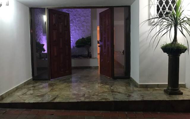 Отель Casa14 Колумбия, Кали - отзывы, цены и фото номеров - забронировать отель Casa14 онлайн вид на фасад