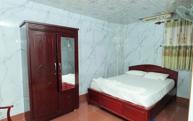 Thanh Nhan 1 Hotel Ca Mau - by BAYLUXURY